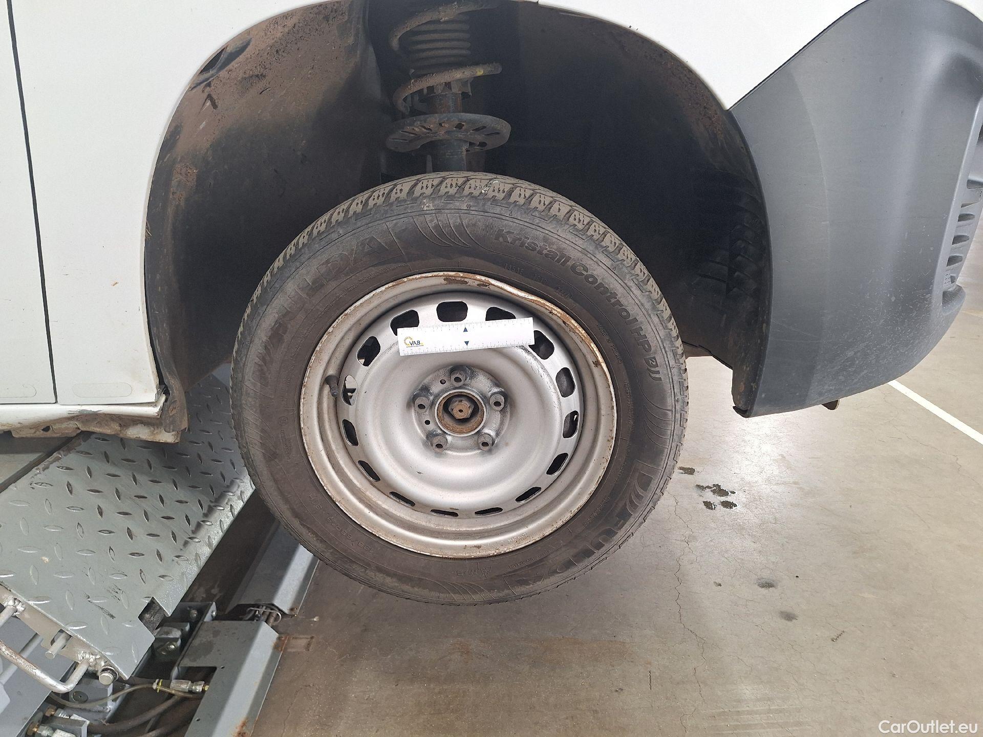  Citroen  Berlingo Citroën, _ '18, Citroën  M Light 1.5 BlueHDi 100 S&S MAN6  #84