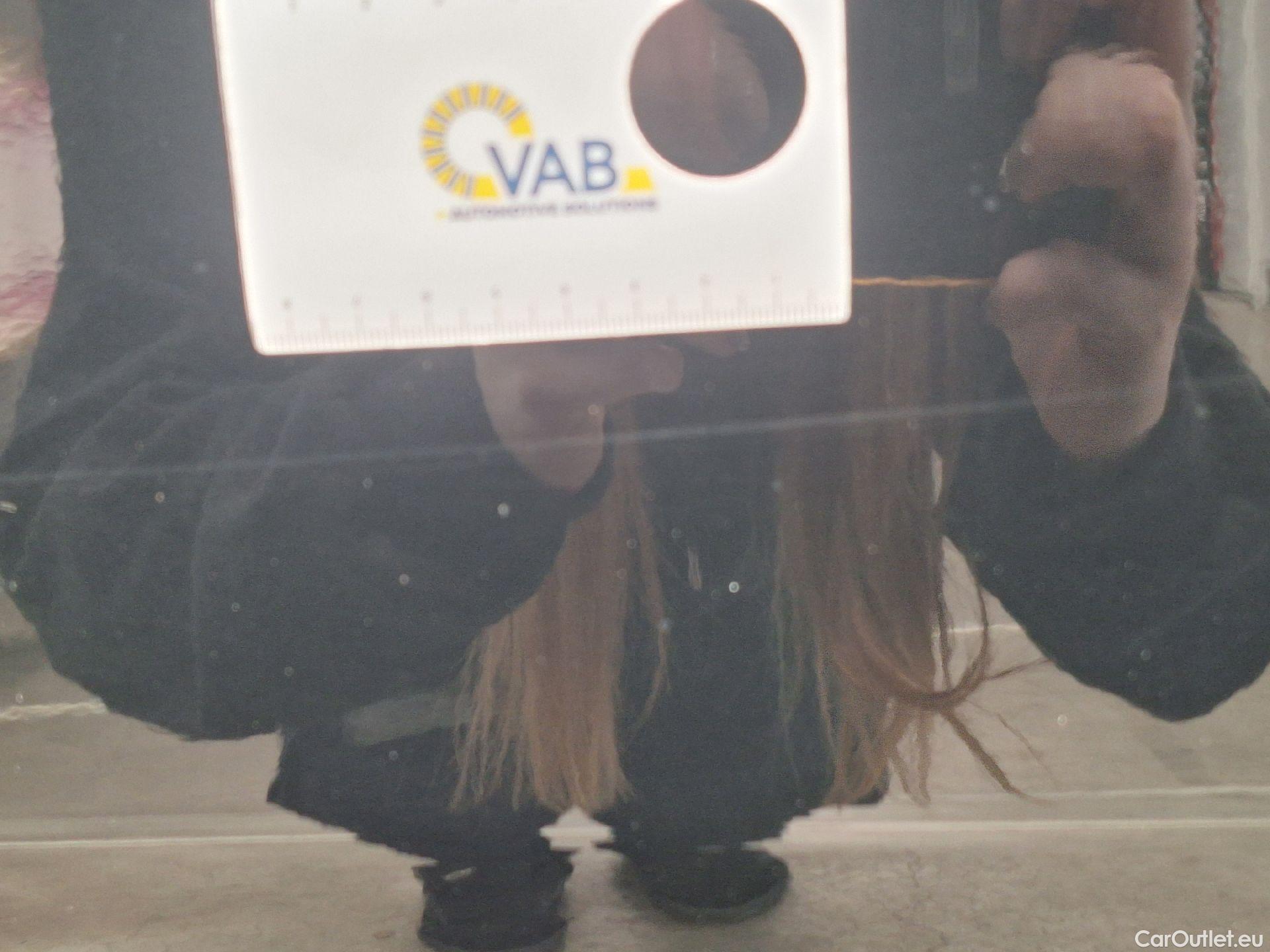  Bmw  X1 BMW,  FL'19, BMW  xDrive25e (162 kW) 5d #38