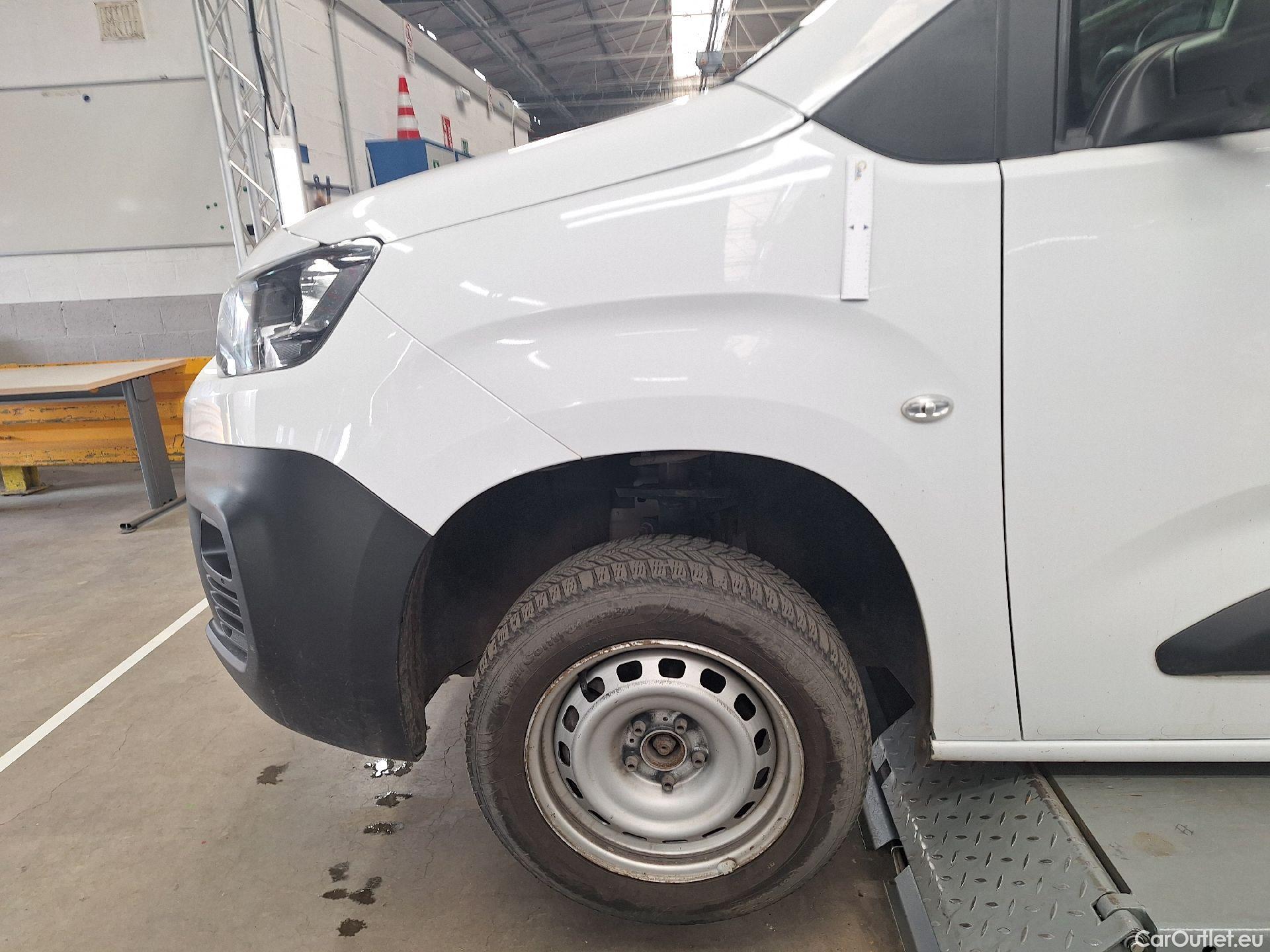  Citroen  Berlingo Citroën, _ '18, Citroën  M Light 1.5 BlueHDi 100 S&S MAN6  #32