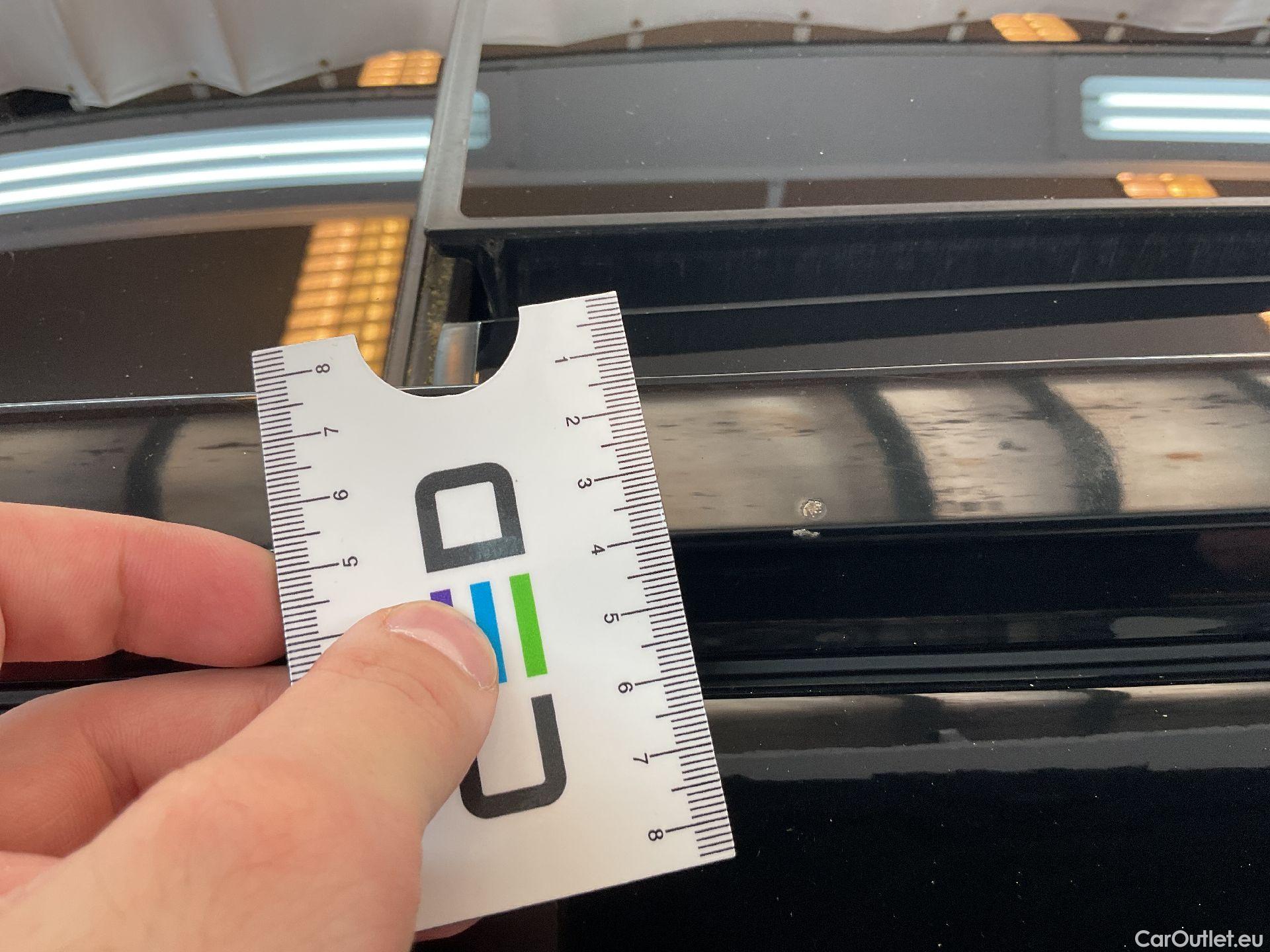  Land Rover  Range Rover Land Rover,  Velar'17, Land Rover  Velar 5.0 V8 Supercharged S #40