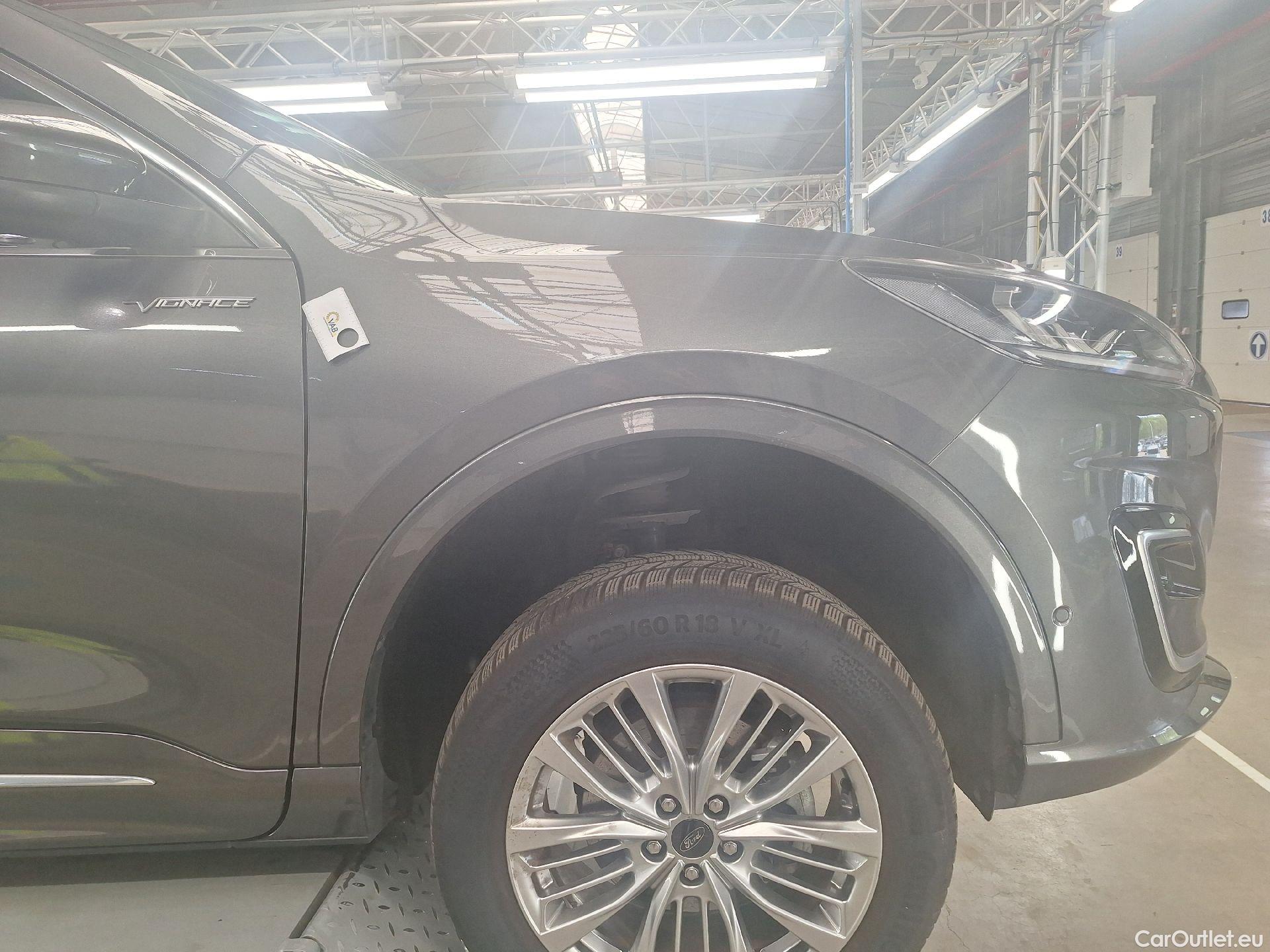  Ford  Kuga Ford,  '19 PHEV, Ford  2.5i PHEV Aut. 165kW Vignale 5d #67