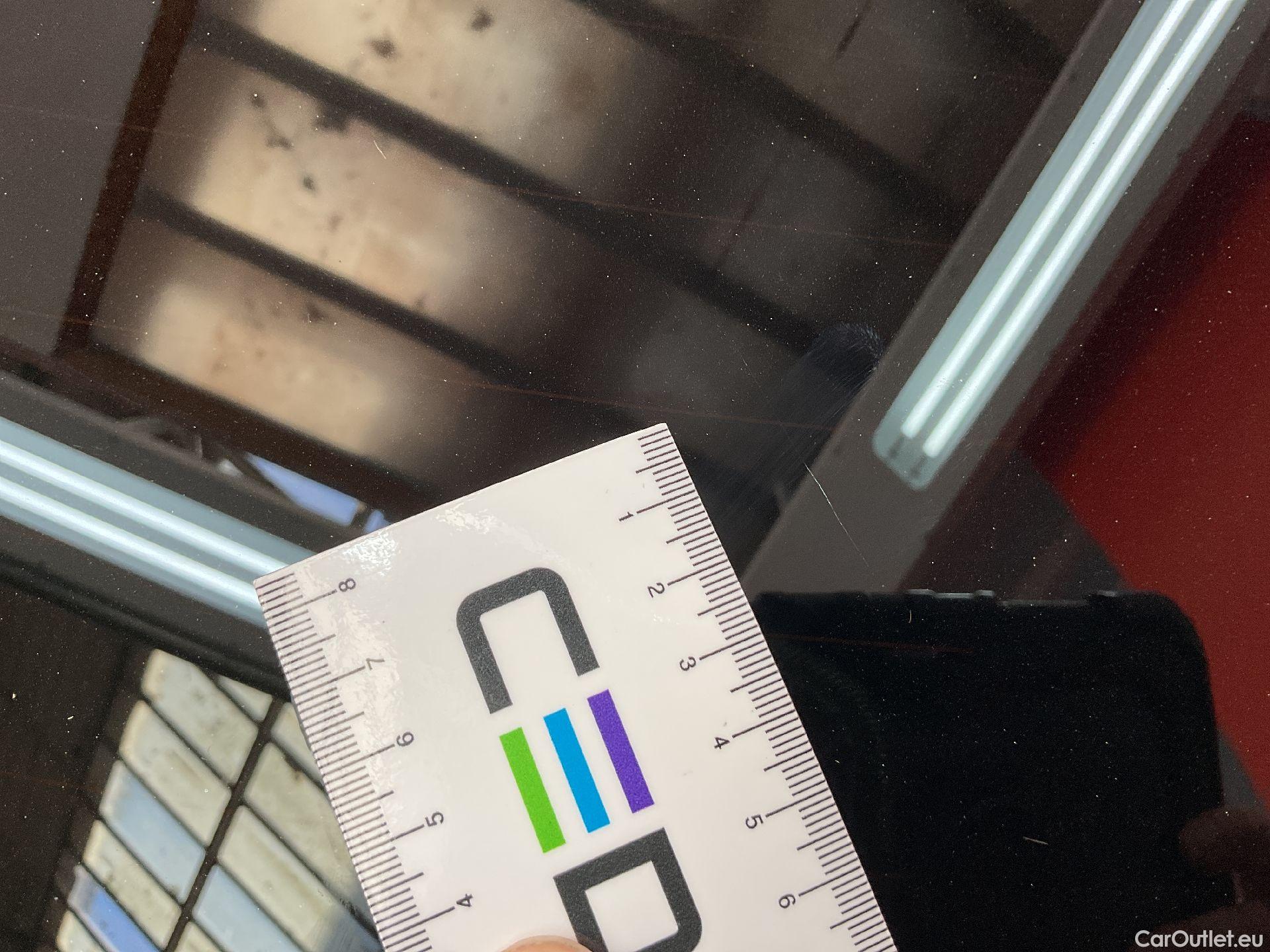  Land Rover  Range Rover Land Rover,  Velar'17, Land Rover  Velar 5.0 V8 Supercharged S #32