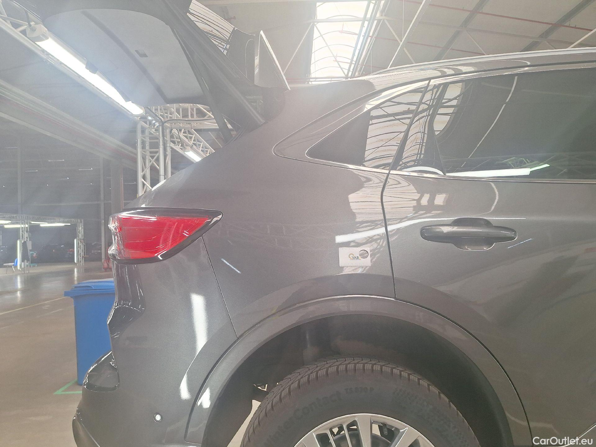  Ford  Kuga Ford,  '19 PHEV, Ford  2.5i PHEV Aut. 165kW Vignale 5d #54