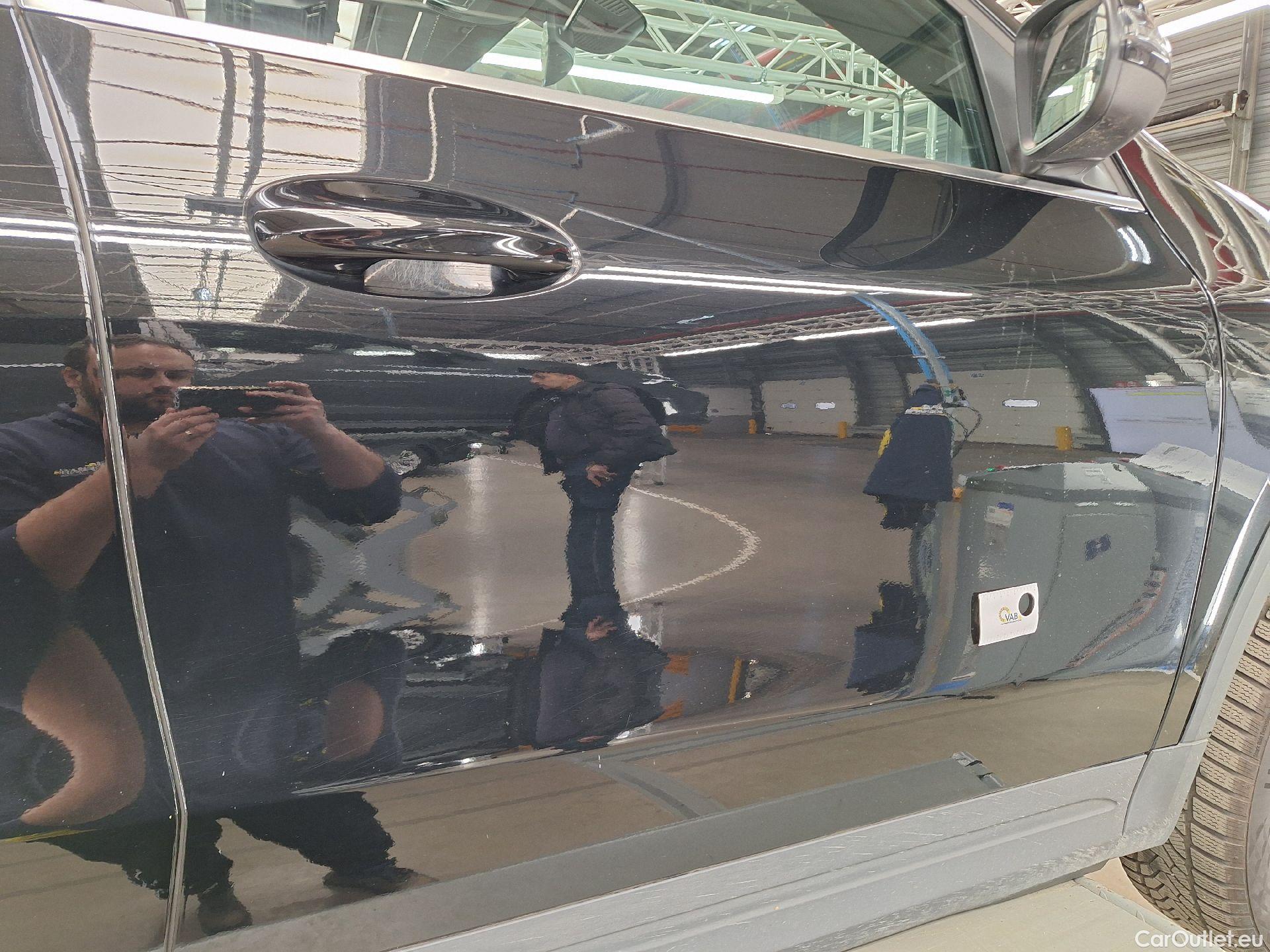  Mercedes  GLA Mercedes,  '20 PHEV, Mercedes-Benz   250e Business Solution 5d #19