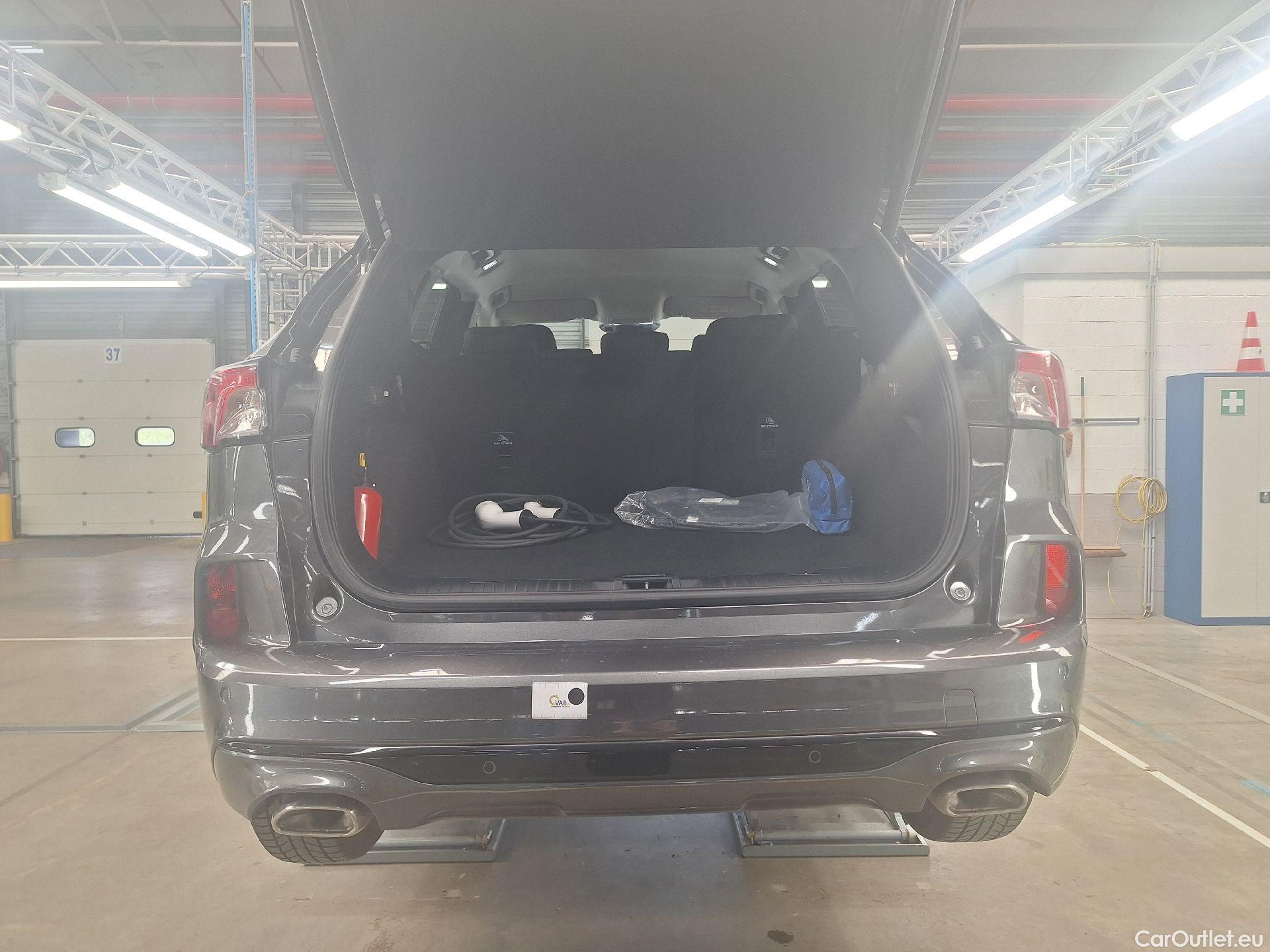  Ford  Kuga Ford,  '19 PHEV, Ford  2.5i PHEV Aut. 165kW Vignale 5d #42