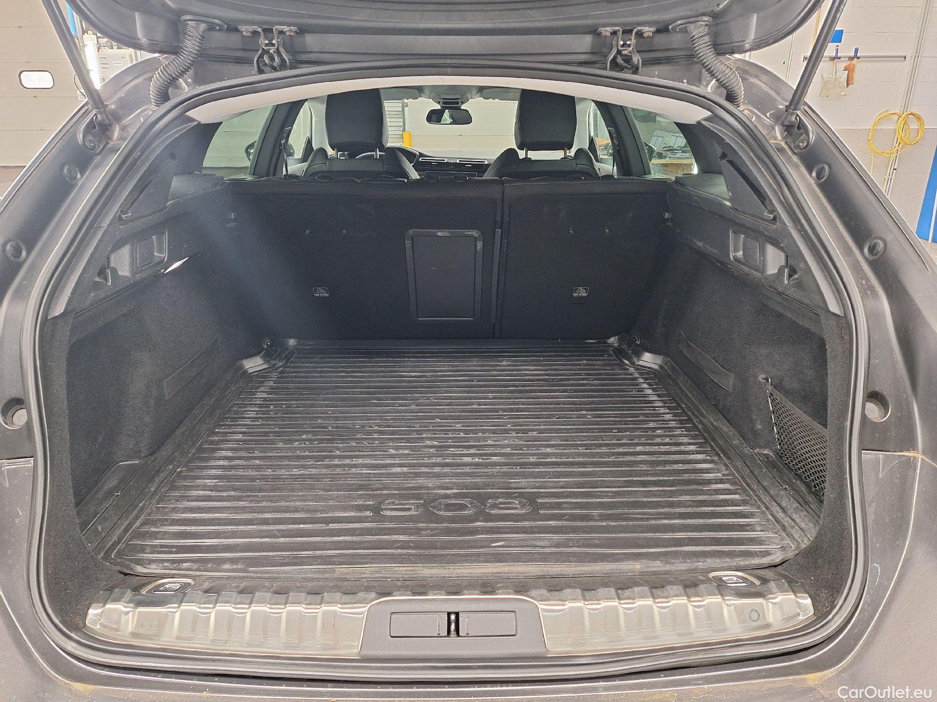  Peugeot  508 Peugeot,  SW '18, Peugeot  SW 1.5 BlueHDi 130 S&S EAT8 Allure 5d #33