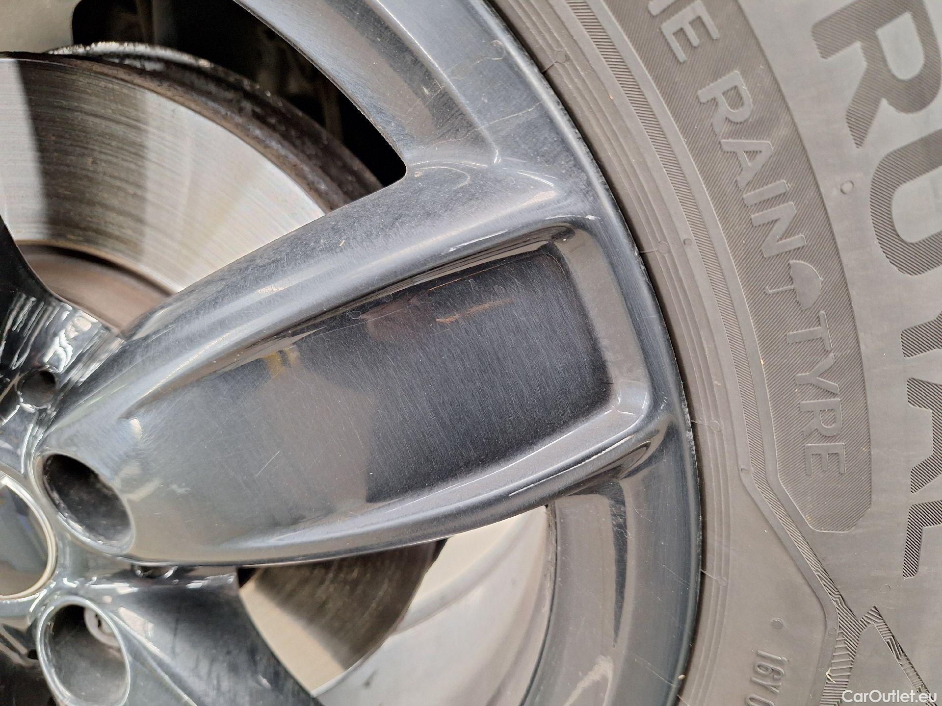  Mini  Countryman MINI, Mini  '16, Mini  Cooper (100 kW) 5d #11