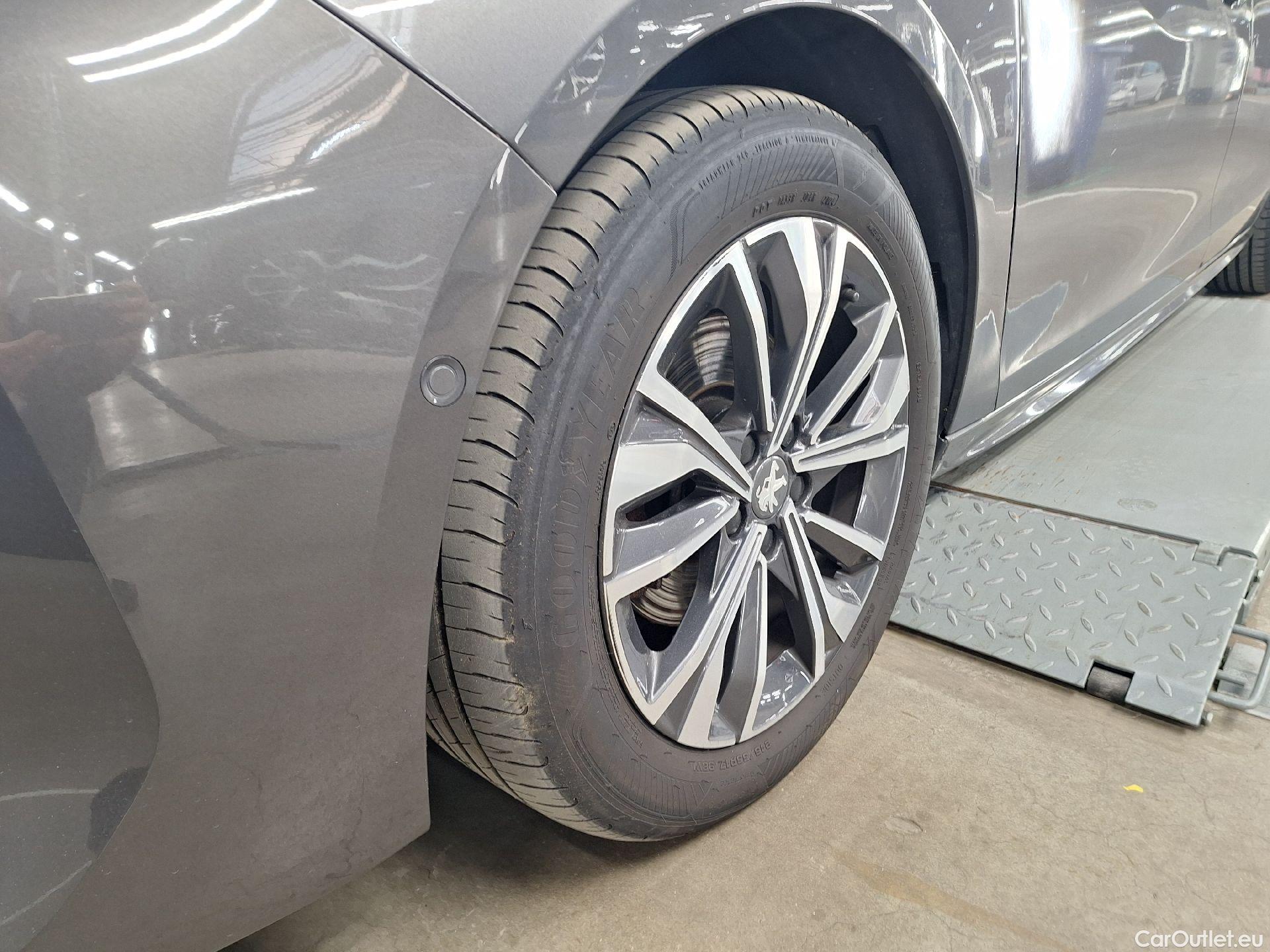  Peugeot  508 Peugeot,  SW '18, Peugeot  SW 1.5 BlueHDi 130 S&S EAT8 Allure 5d #1