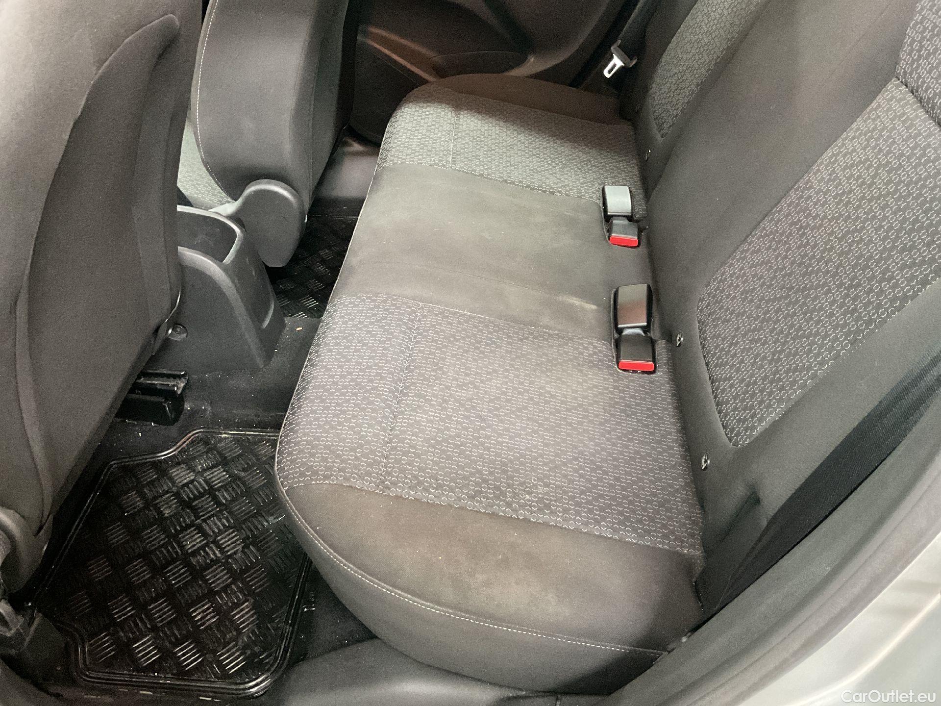  Opel  Crossland Opel,  X '17, Opel  X 1.2 60kW Edition 5d #3