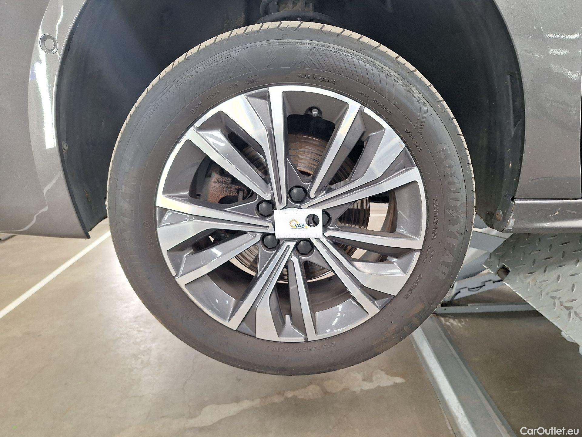  Peugeot  508 Peugeot,  SW '18, Peugeot  SW 1.5 BlueHDi 130 S&S EAT8 Allure 5d #51