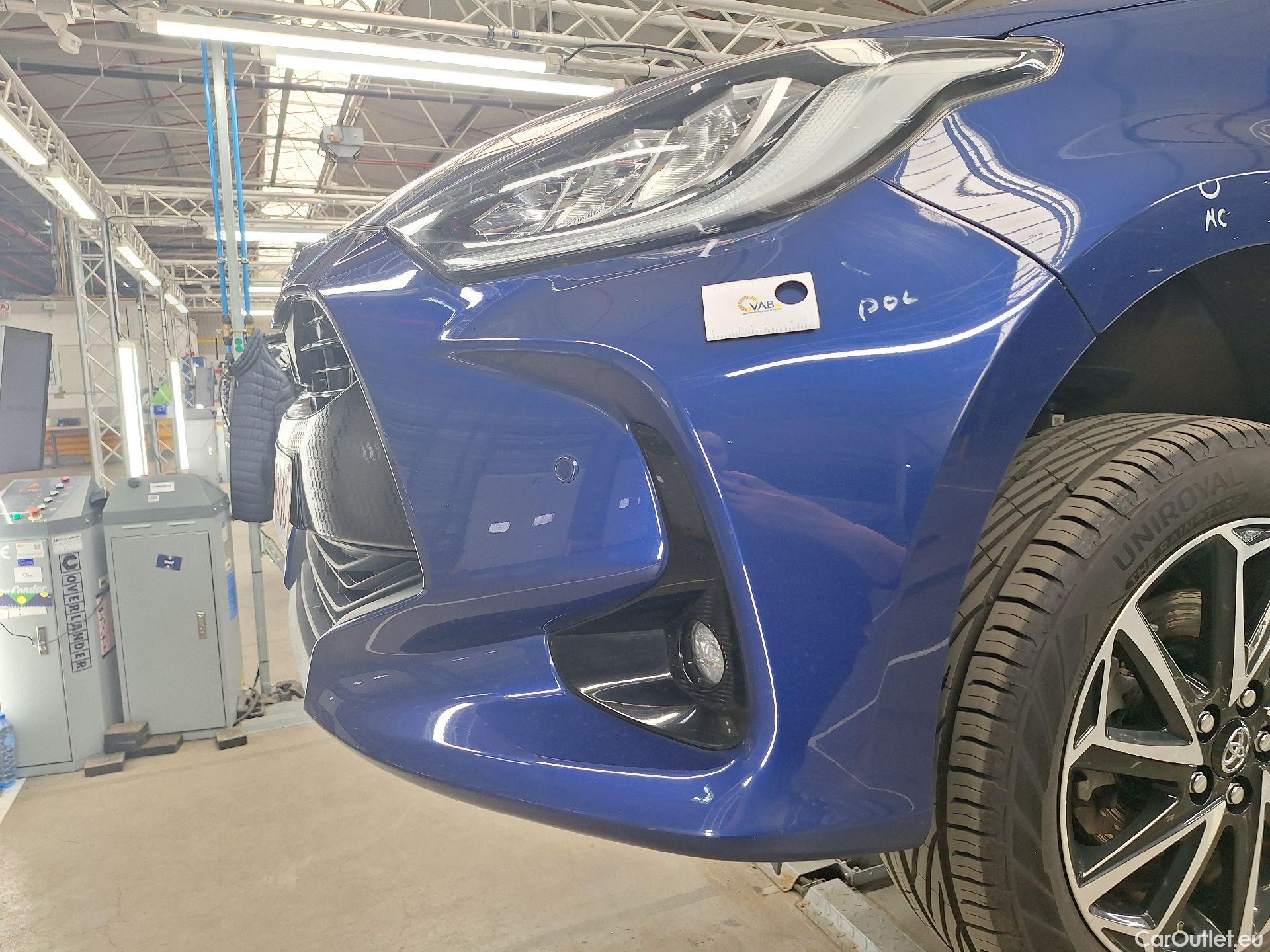  Toyota  Yaris Toyota,  '20, Toyota  1.5 VVT-i Hybrid Iconic e-CVT 5d #57