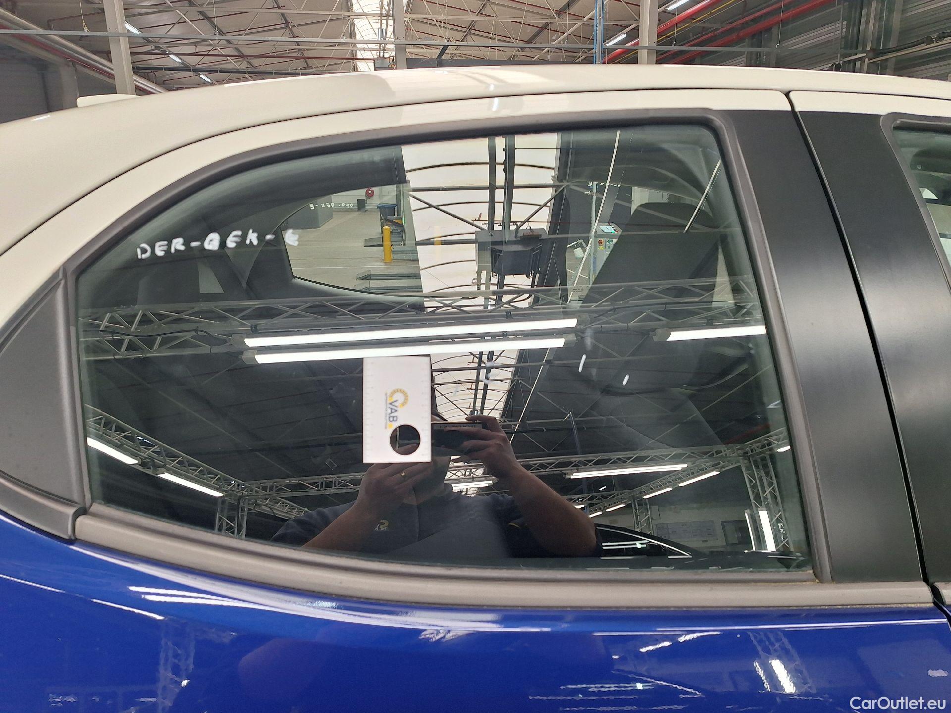  Toyota  Yaris Toyota,  '20, Toyota  1.5 VVT-i Hybrid Iconic e-CVT 5d #26