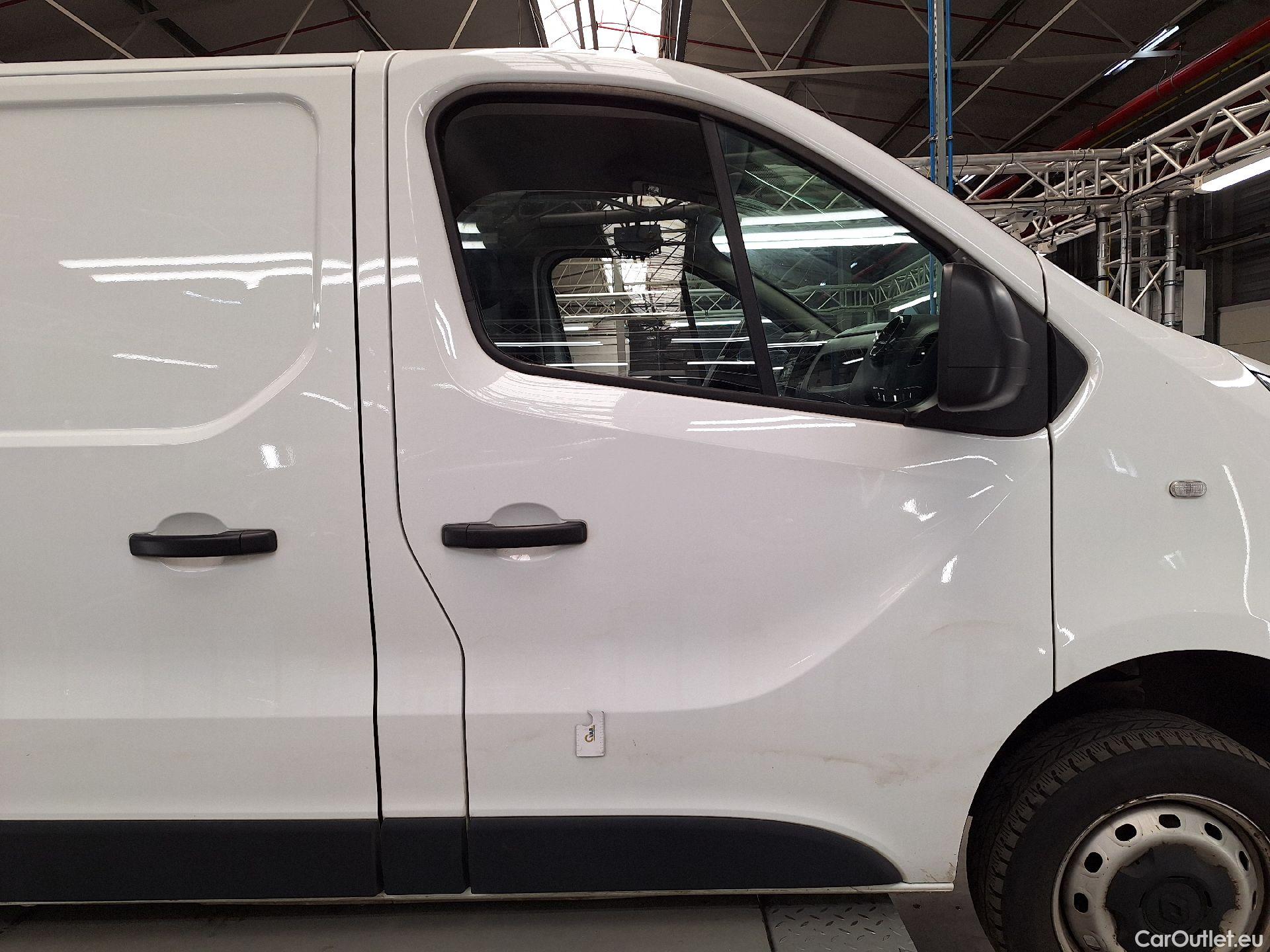  Renault  Trafic Renault, _ '14, Renault  L1H1 dCi 120 Grand Confort 2.7T 4d #26