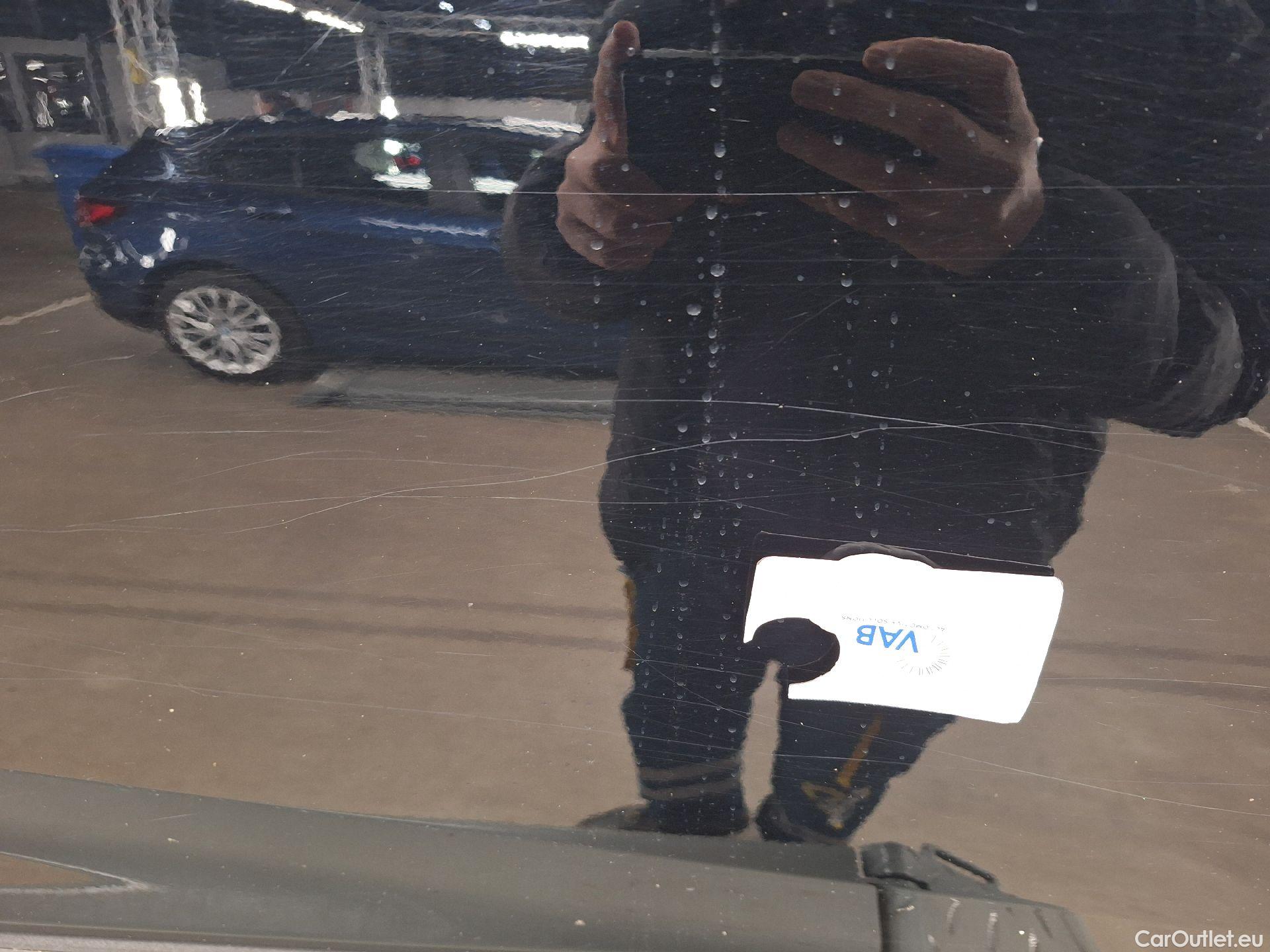  Toyota  RAV4 Toyota,  '18, Toyota  2.5 Hybrid Lithium Dynamic Plus CVT 5d #24