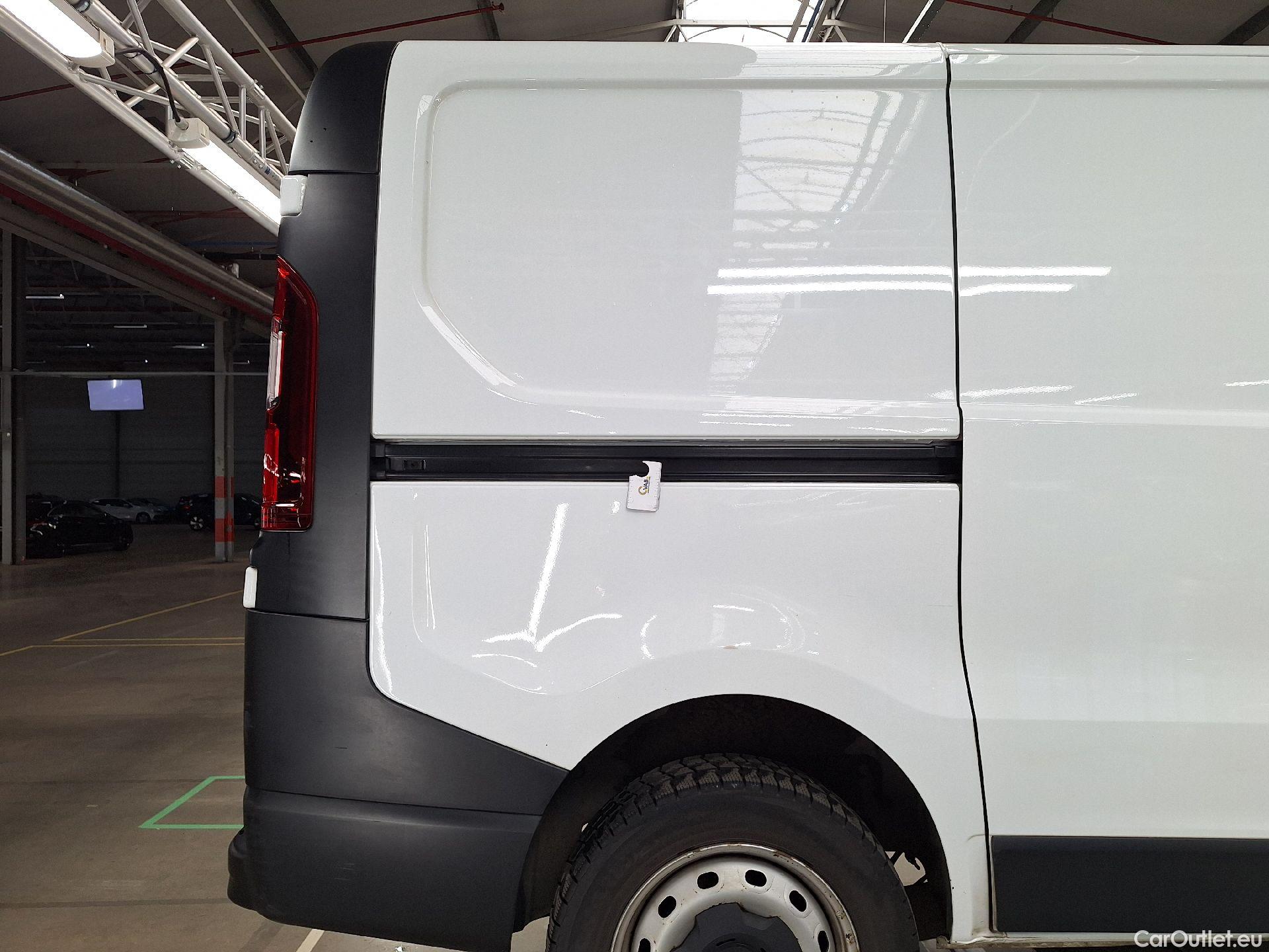  Renault  Trafic Renault, _ '14, Renault  L1H1 dCi 120 Grand Confort 2.7T 4d #24