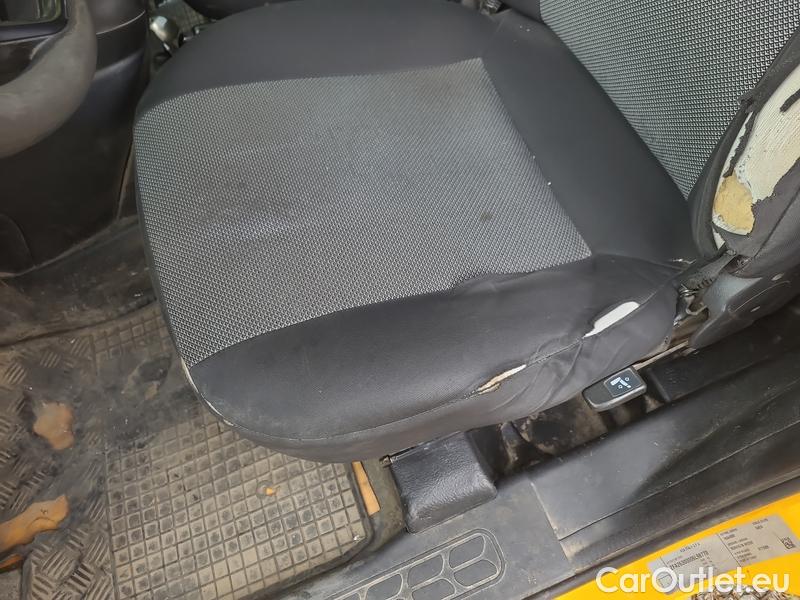  Fiat  Doblo  (2010)  Van 1.4CNG 88 BASE L1 3d #4