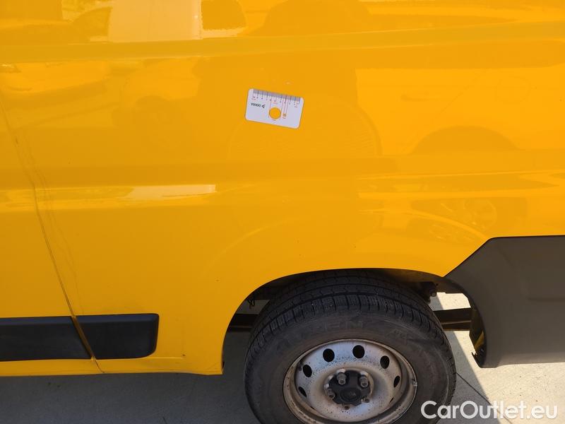  Fiat  Ducato  3 (2006)  2.3MJET 140 L2H1 35 4d #12