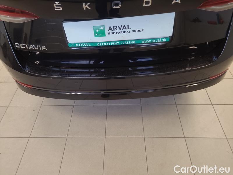  Skoda  Octavia  Combi (NX3)(2020) Oct.C.2.0TDI 150 Style AT #4