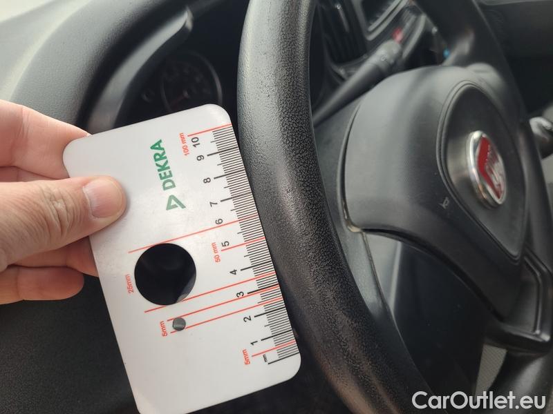  Fiat  Doblo  Cargo (263)  (2014)  Van 1.4CNG 88 BASE L1 3d #2