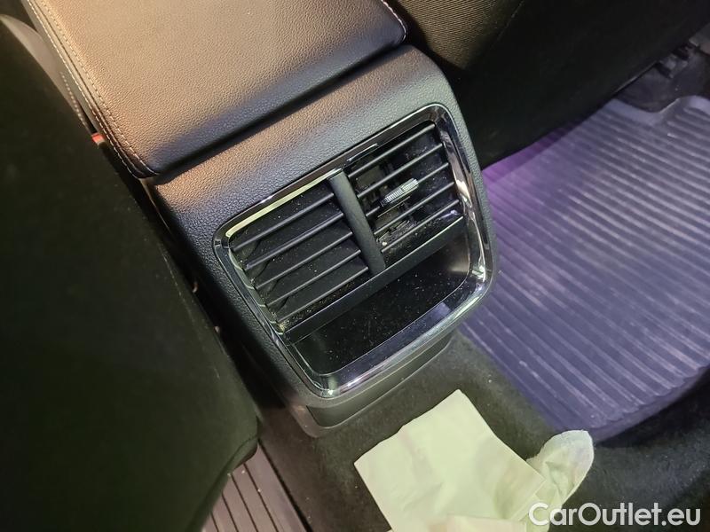  Skoda  Octavia  Combi (NX3)(2020) Oct.C.2.0TDI 150 Style AT #3