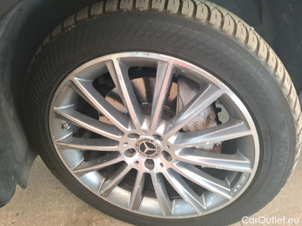  Mercedes  G-Klasee MERCEDES-BENZ GLC Coupe / 2019 / 5P / Coupé 2.0 GLC 300 DE AMG LINE 4MATIC #21