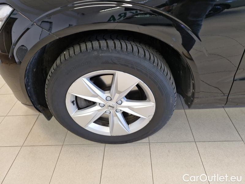 Volvo  XC60 XC 60 (03.2017->)  B4 D FWD MOMENTUM PRO #18