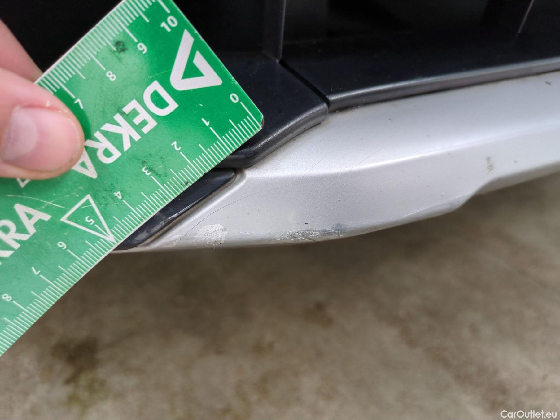  Audi  Q3  35 TDI Design luxe 2.0 TDI 150CV BVA7 E6dT #38