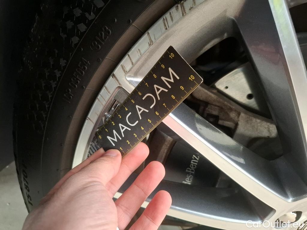  Mercedes  G-Klasee MERCEDES-BENZ GLE / 2020 / 5P / SUV GLE 350 de 4MATIC AMG Line #19