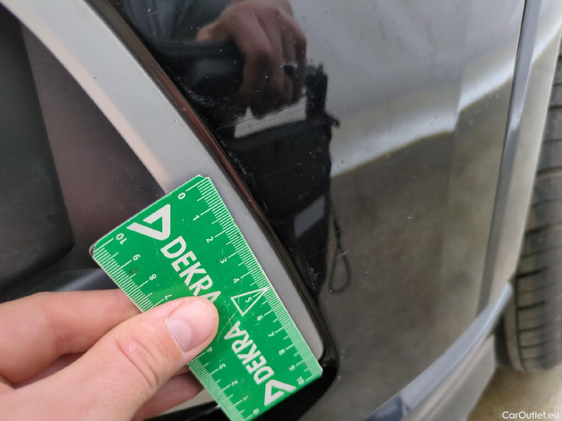  Audi  Q3  35 TDI Design luxe 2.0 TDI 150CV BVA7 E6dT #44