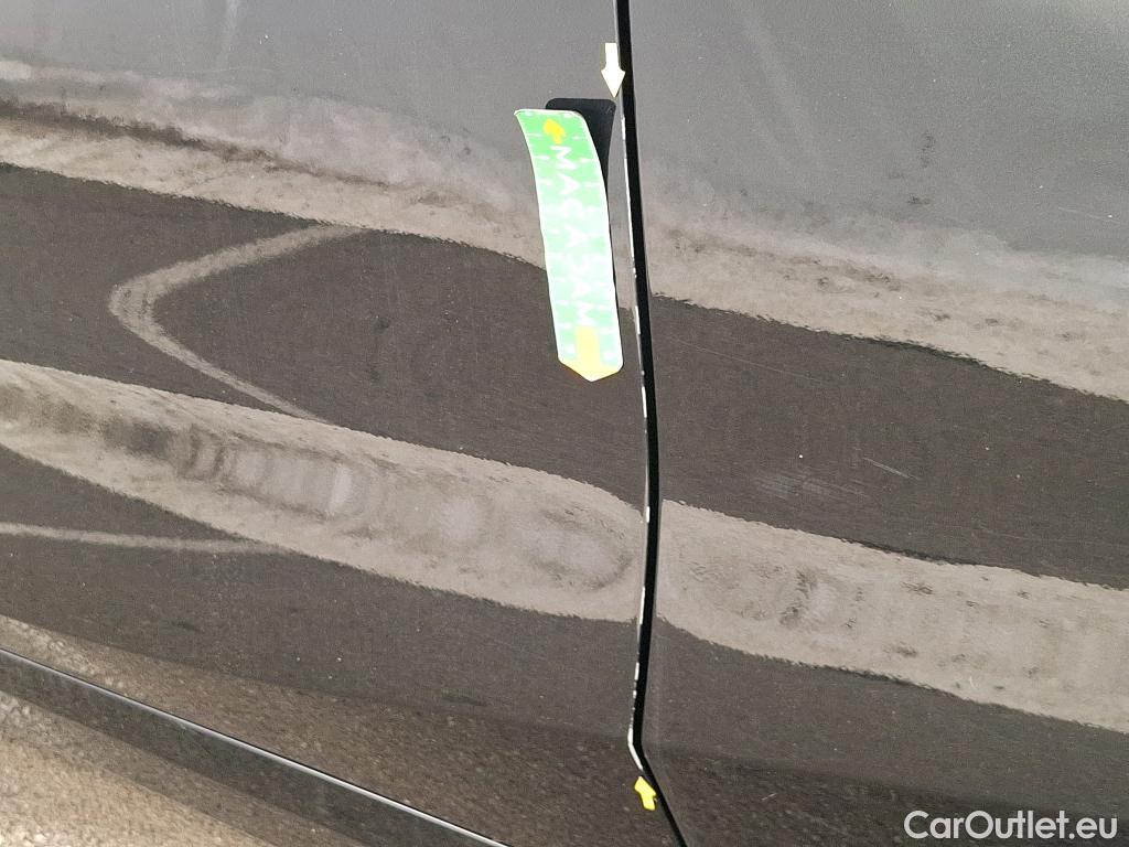  Bmw  Serie 1 BMW Série 1  2019  5P  Berline 15 116D DKG7 Business Design #8