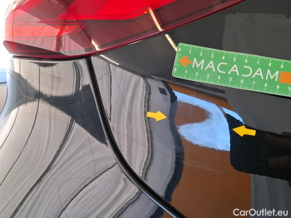  Bmw  Serie 1 BMW Série 1  2019  5P  Berline 15 116D DKG7 Business Design #4