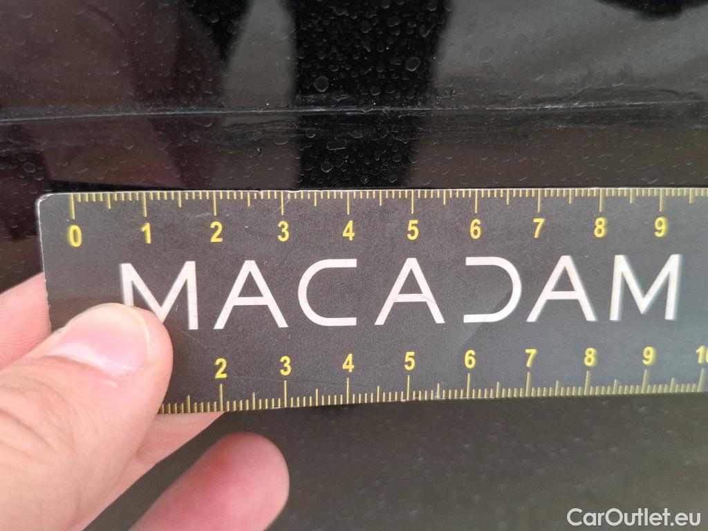  Mercedes  G-Klasee MERCEDES-BENZ GLC Coupe / 2019 / 5P / Coupé GLC 300 e AMG Line 4Matic #26