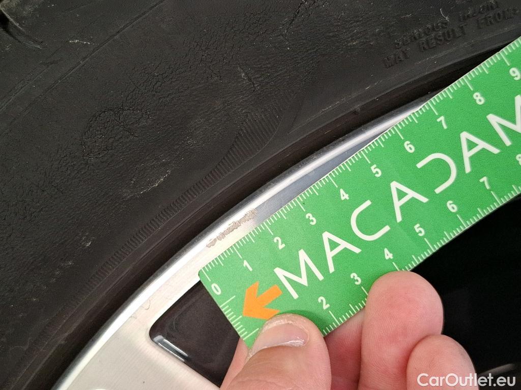  Bmw  Serie 1 BMW Série 1  2019  5P  Berline 15 116D DKG7 Business Design #73