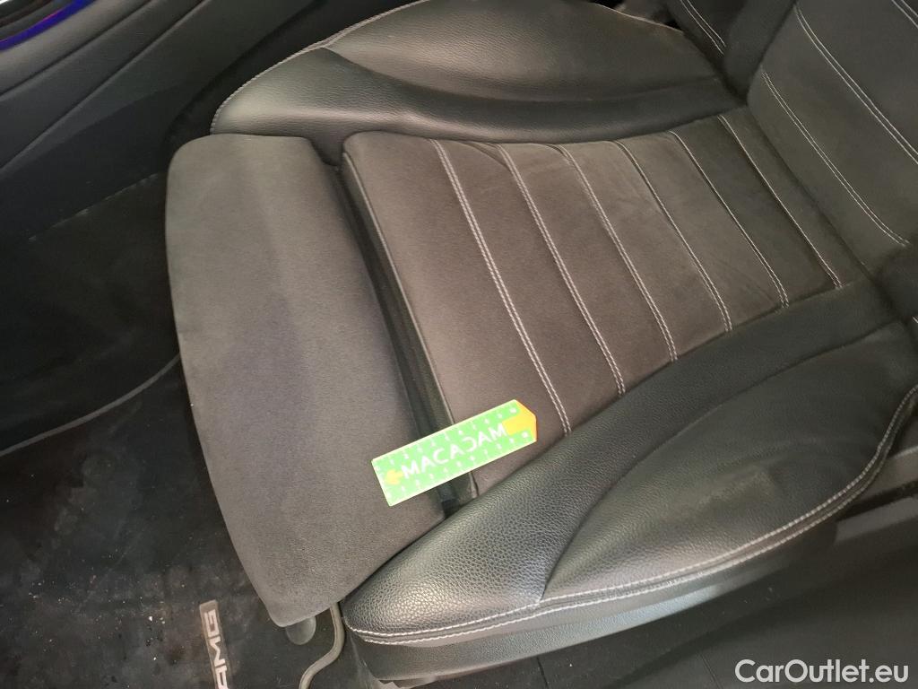  Mercedes  G-Klasee MERCEDES-BENZ GLC Coupe / 2019 / 5P / Coupé 2.0 GLC 300 DE AMG LINE 4MATIC #30