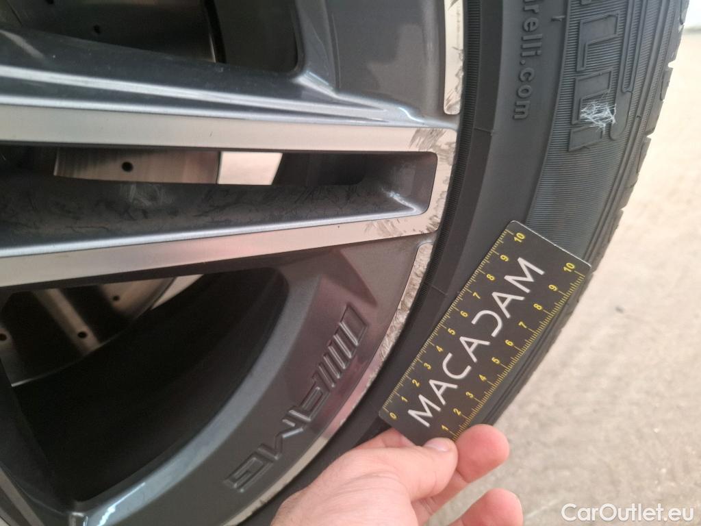  Mercedes  G-Klasee MERCEDES-BENZ GLC Coupe / 2019 / 5P / Coupé GLC 300 e AMG Line 4Matic #7