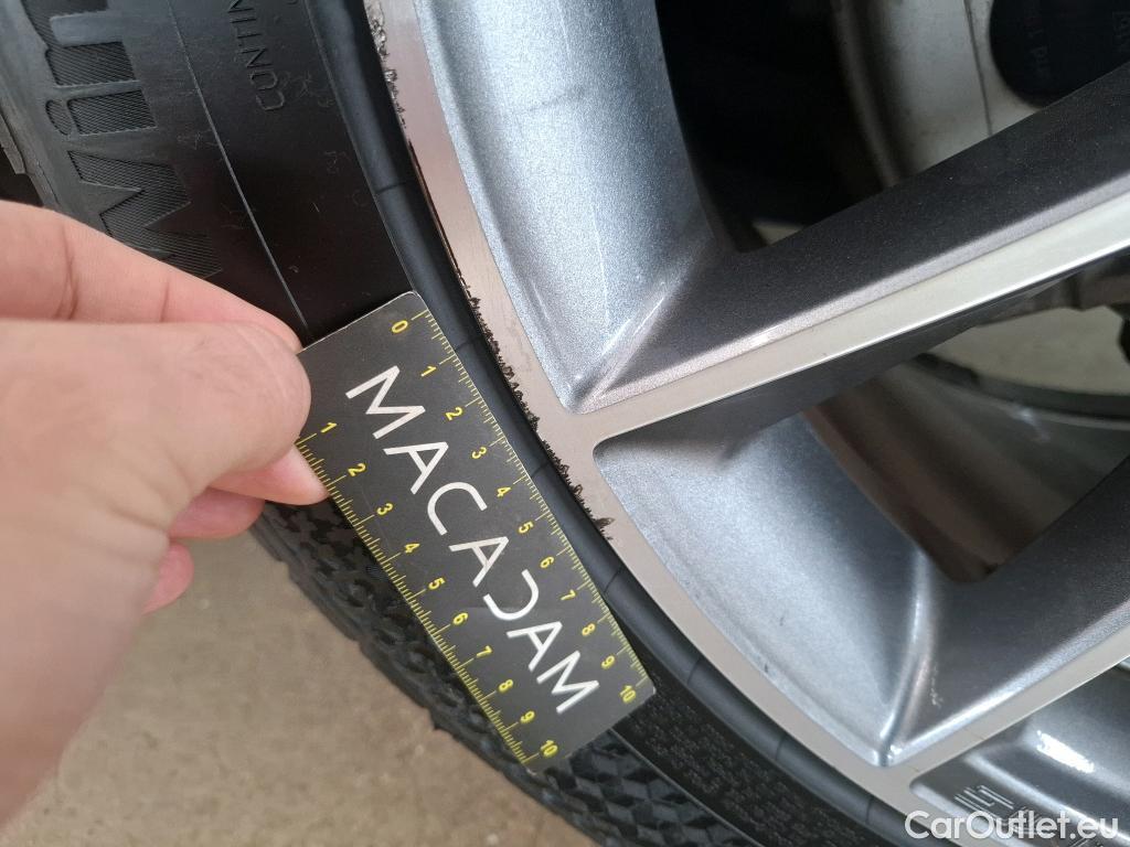  Mercedes  G-Klasee MERCEDES-BENZ GLE / 2020 / 5P / SUV GLE 350 de 4MATIC AMG Line #15