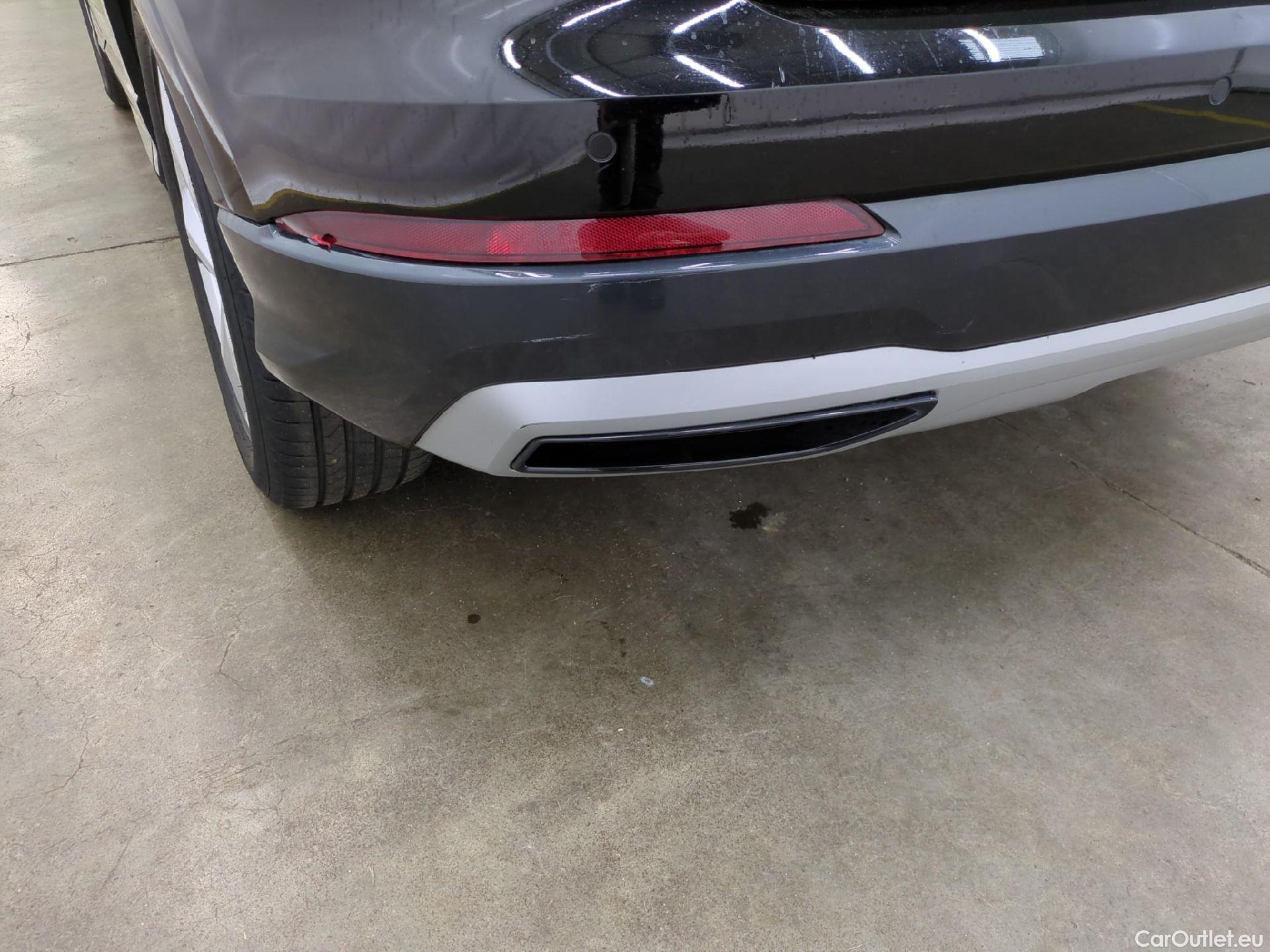  Audi  Q3  35 TDI Design luxe 2.0 TDI 150CV BVA7 E6dT #57