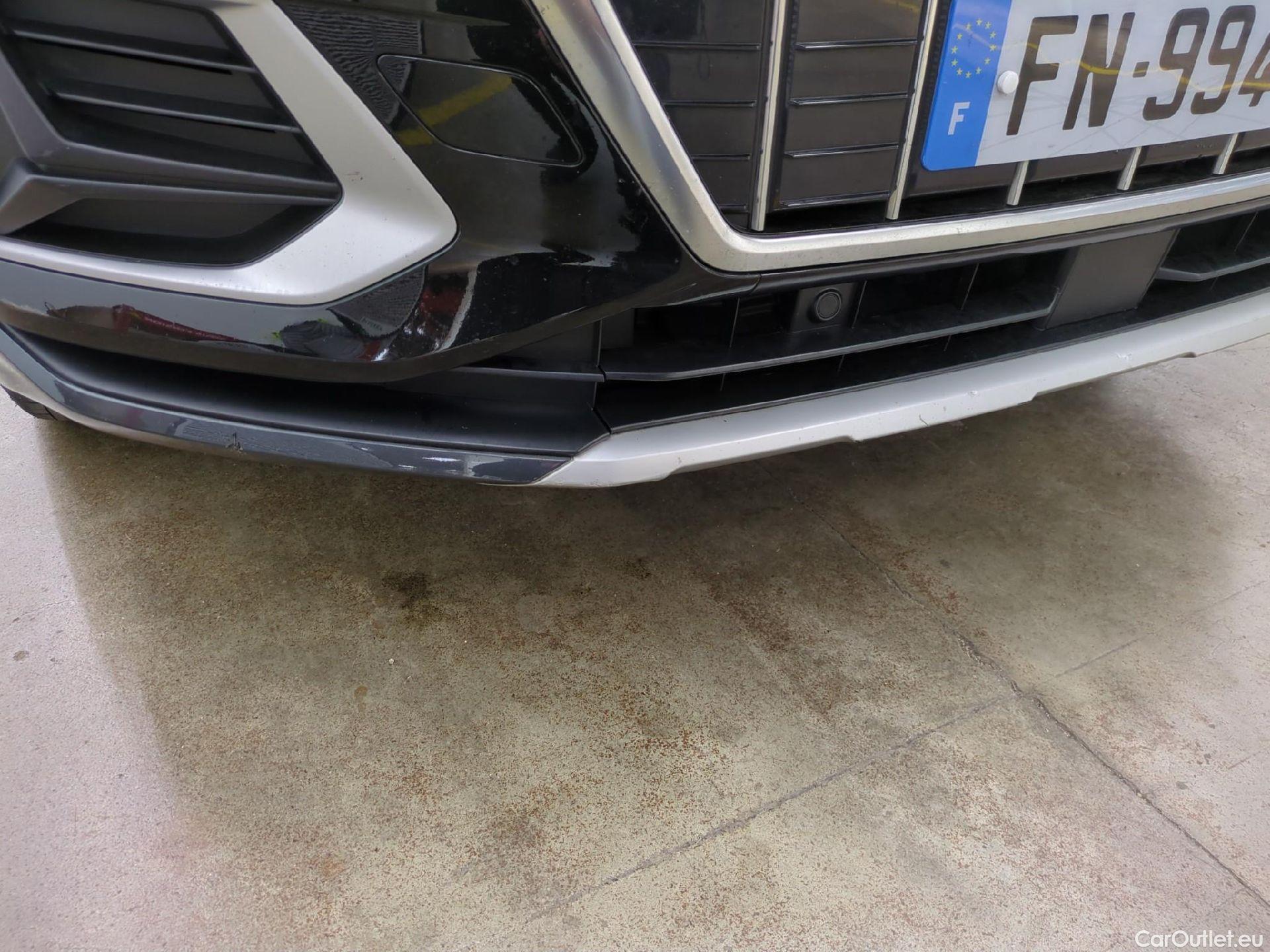  Audi  Q3  35 TDI Design luxe 2.0 TDI 150CV BVA7 E6dT #40