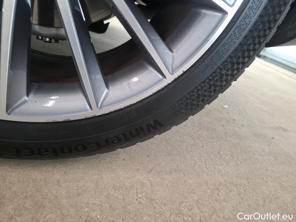  Mercedes  G-Klasee MERCEDES-BENZ GLE / 2020 / 5P / SUV GLE 350 de 4MATIC AMG Line #27