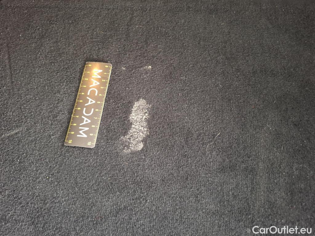  Mercedes  G-Klasee MERCEDES-BENZ GLC Coupe / 2019 / 5P / Coupé GLC 300 e AMG Line 4Matic #58