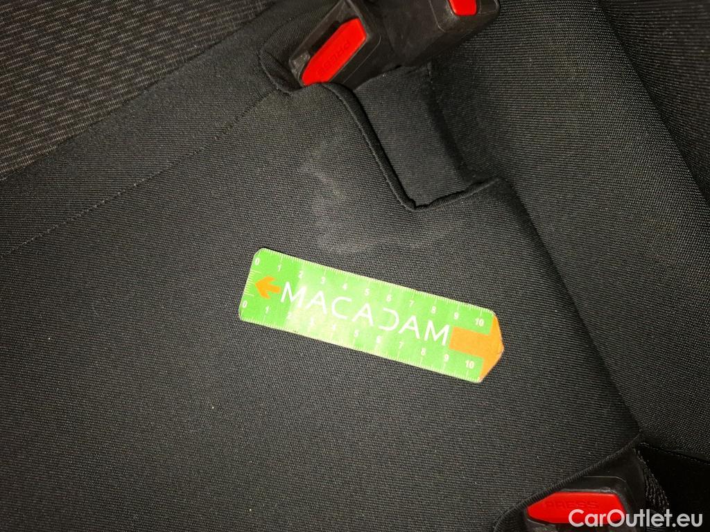  Bmw  Serie 1 BMW Série 1  2019  5P  Berline 15 116D DKG7 Business Design #104