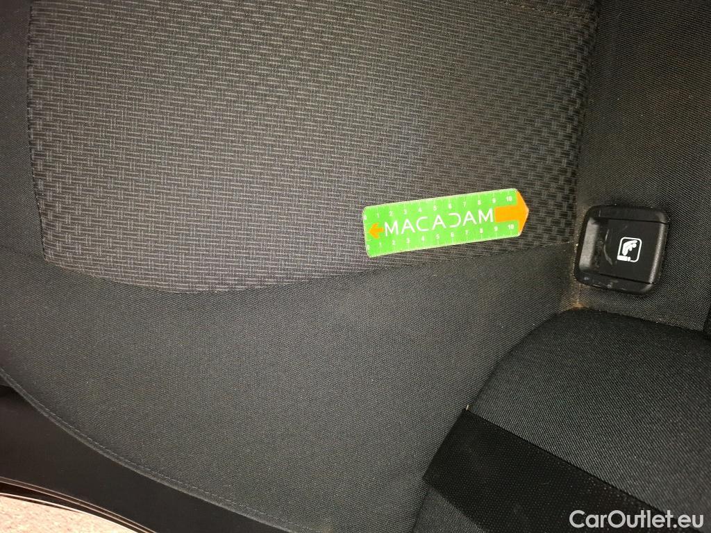  Bmw  Serie 1 BMW Série 1  2019  5P  Berline 15 116D DKG7 Business Design #106