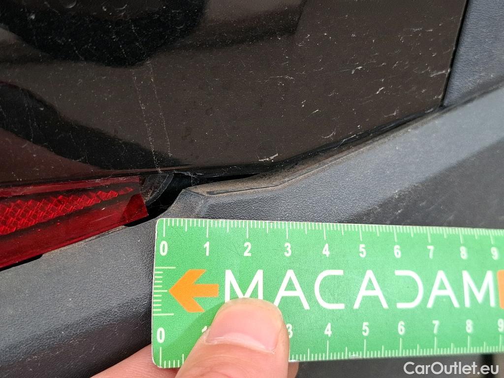  Audi  Q3 AUDI  / 2018 / 5P / SUV 45 TFSI E 245 S TRONIC BUSINESS LINE #17