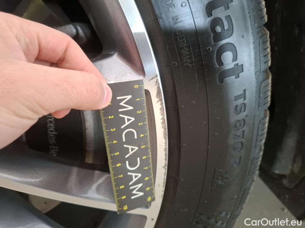  Mercedes  G-Klasee MERCEDES-BENZ GLE / 2020 / 5P / SUV GLE 350 de 4MATIC AMG Line #9