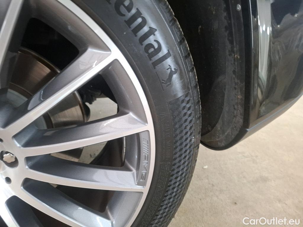  Mercedes  G-Klasee MERCEDES-BENZ GLE / 2020 / 5P / SUV GLE 350 de 4MATIC AMG Line #26