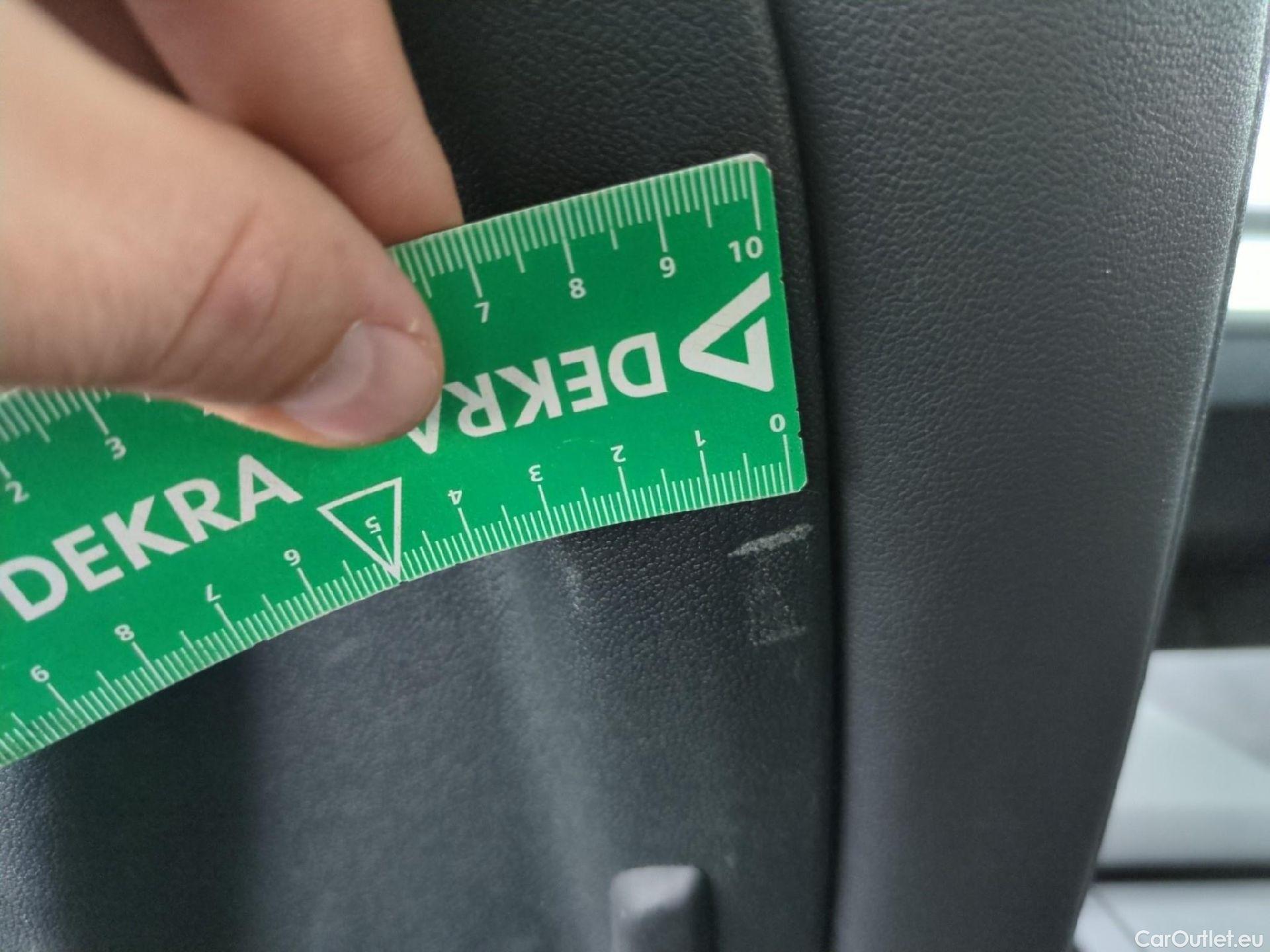  Audi  Q3  35 TDI Design luxe 2.0 TDI 150CV BVA7 E6dT #6