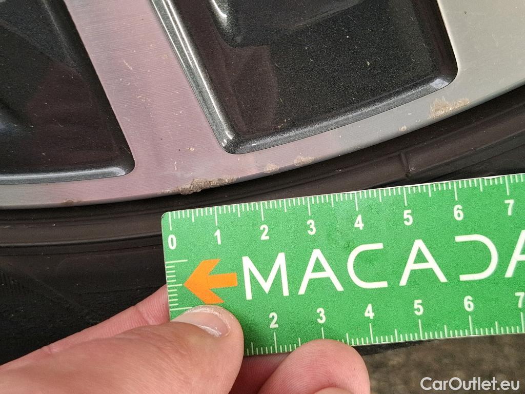  Bmw  Serie 1 BMW Série 1  2019  5P  Berline 15 116D DKG7 Business Design #45