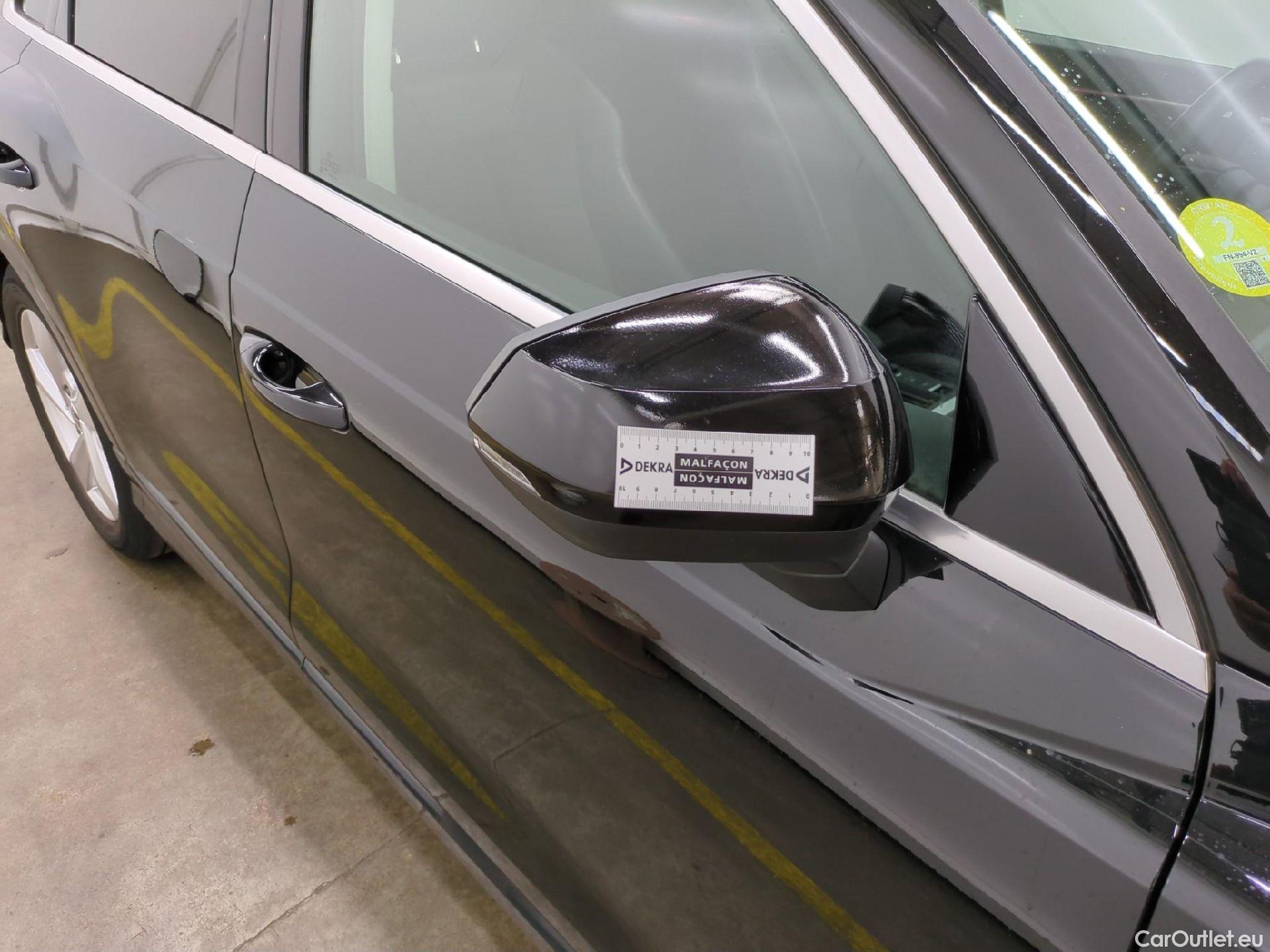  Audi  Q3  35 TDI Design luxe 2.0 TDI 150CV BVA7 E6dT #1