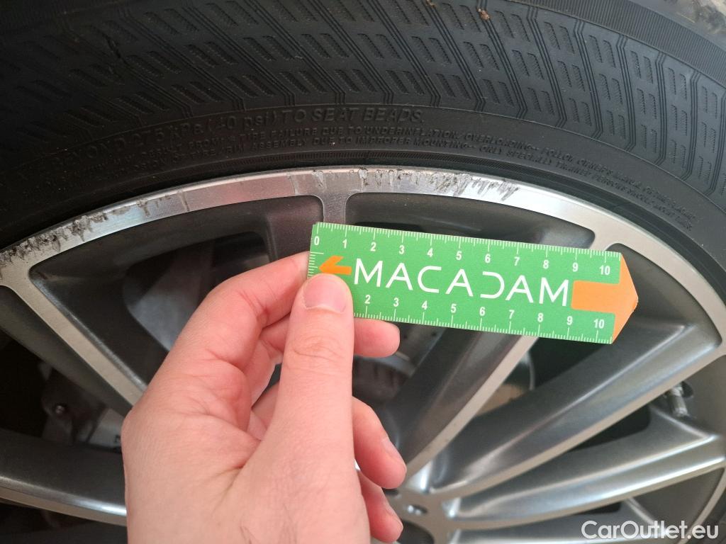  Mercedes  G-Klasee MERCEDES-BENZ GLC Coupe / 2019 / 5P / Coupé 2.0 GLC 300 DE AMG LINE 4MATIC #5