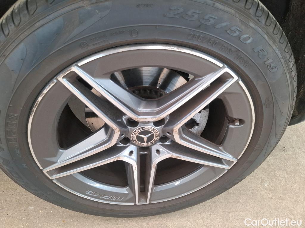  Mercedes  G-Klasee MERCEDES-BENZ GLC Coupe / 2019 / 5P / Coupé GLC 300 e AMG Line 4Matic #44